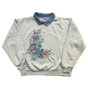 Floral Graphic Sweatshirt with Blue Collar